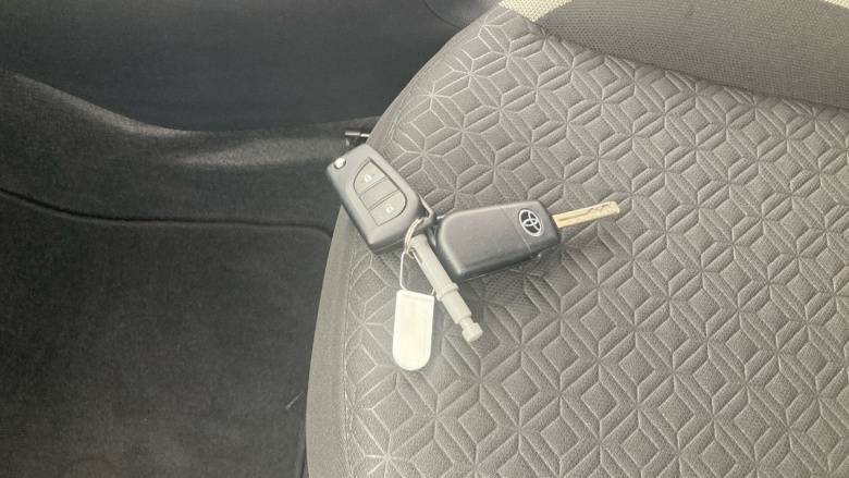 Toyota Aygo X 1.0 VVT-i Edge 5dr Petrol Hatchback